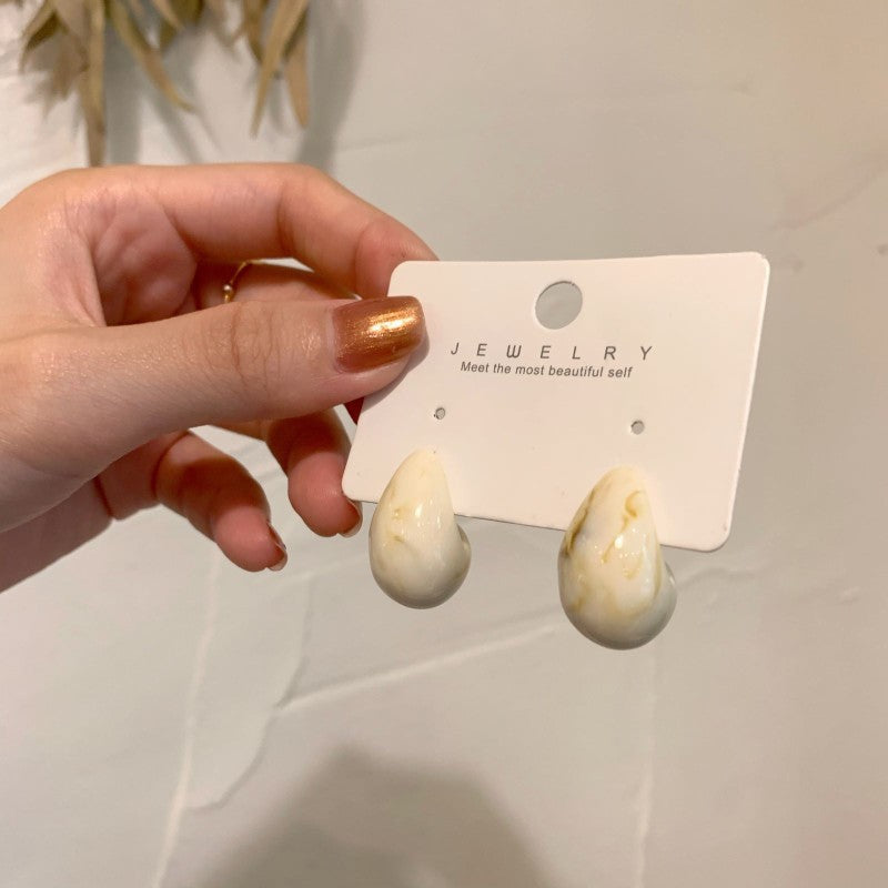 Luna Curve Earrings