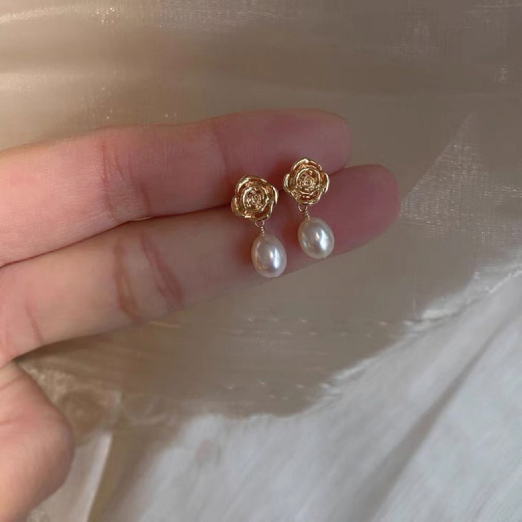 Rose Pearl Studs