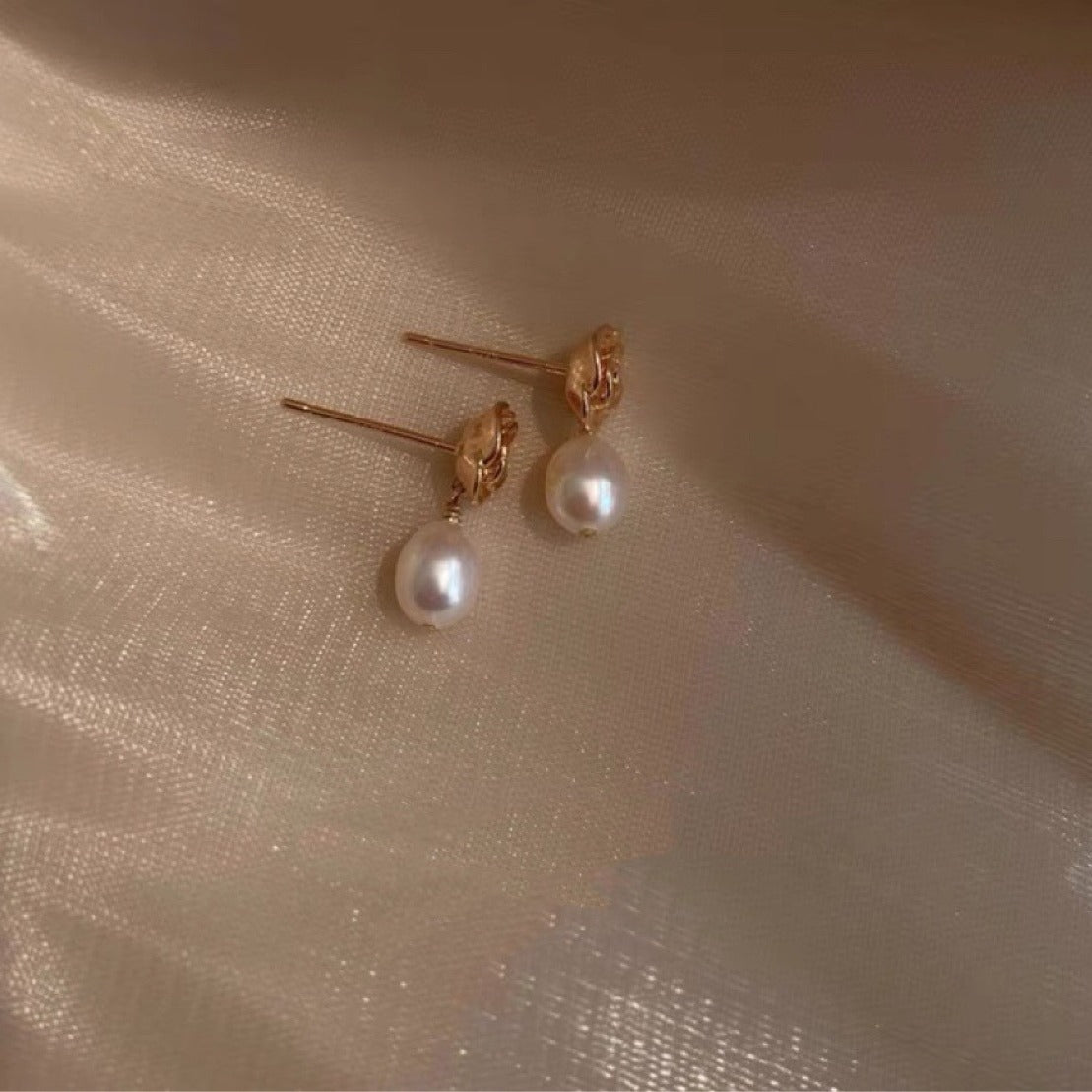 Rose Pearl Studs
