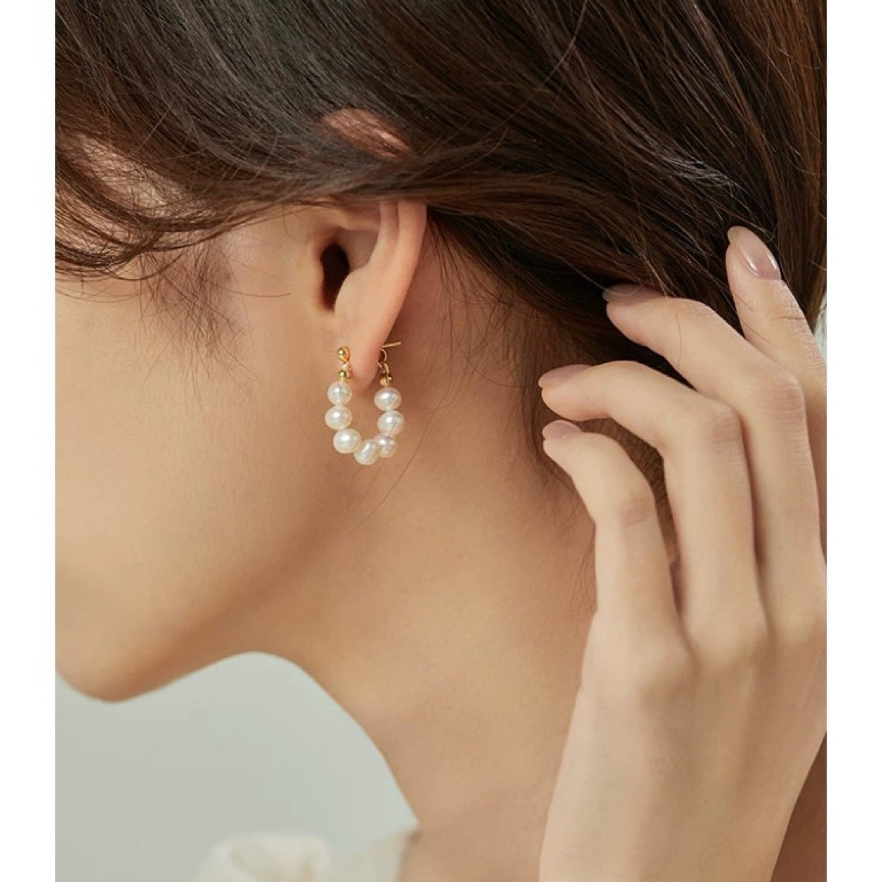 Élise Pearl Hoop Earrings