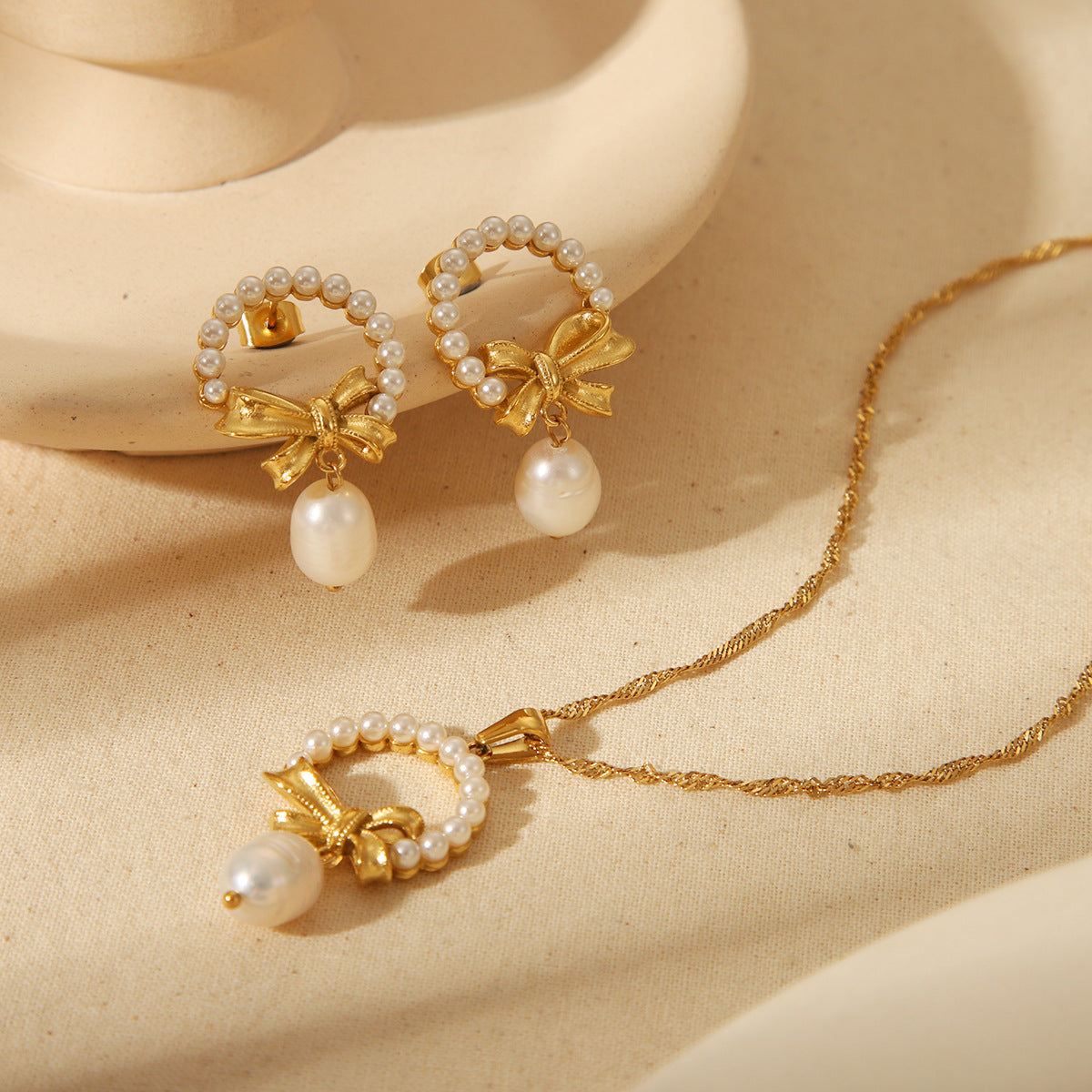 Coquette Bow Earings