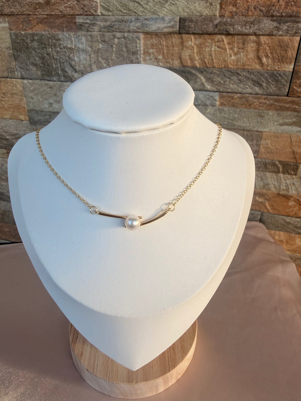 Signature Pearl Necklace