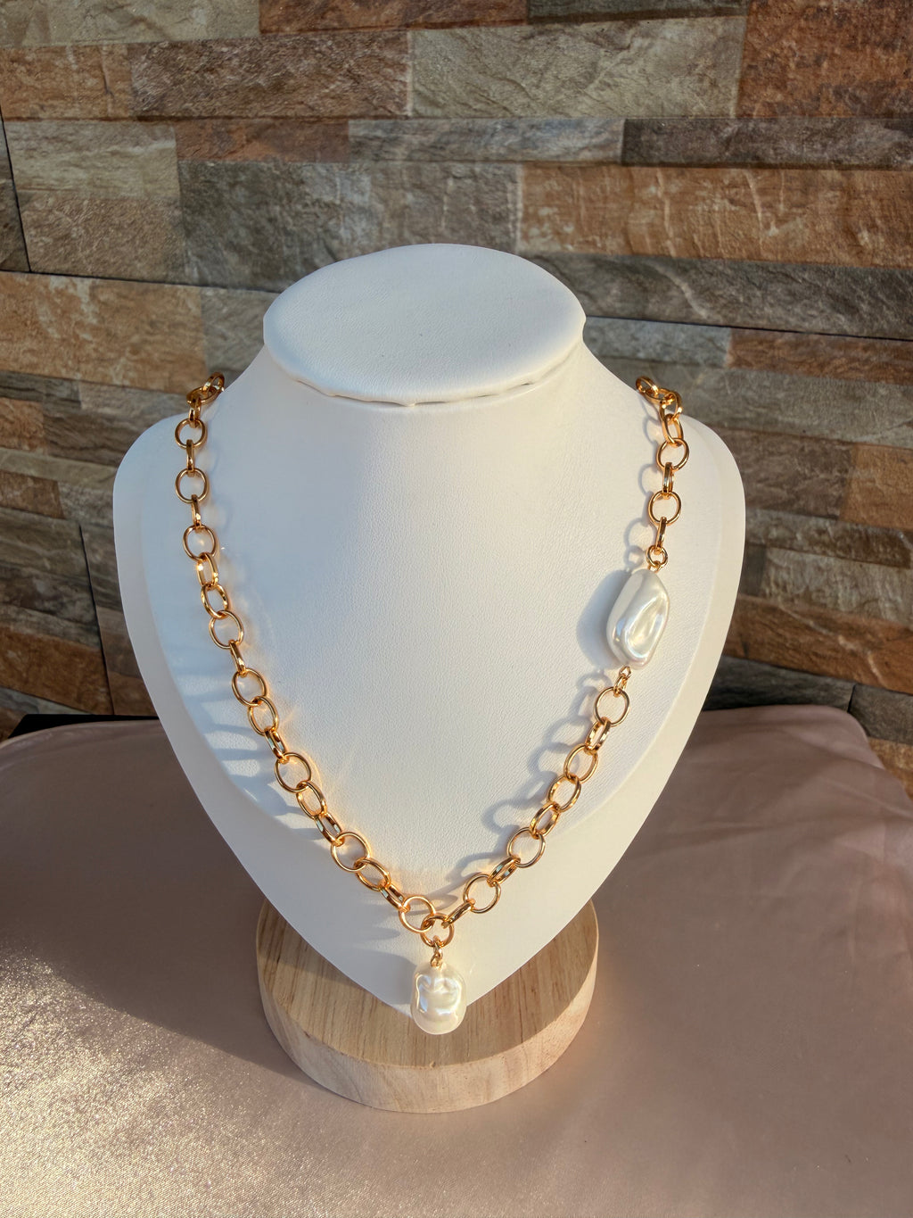 Ivory Pearl Necklace