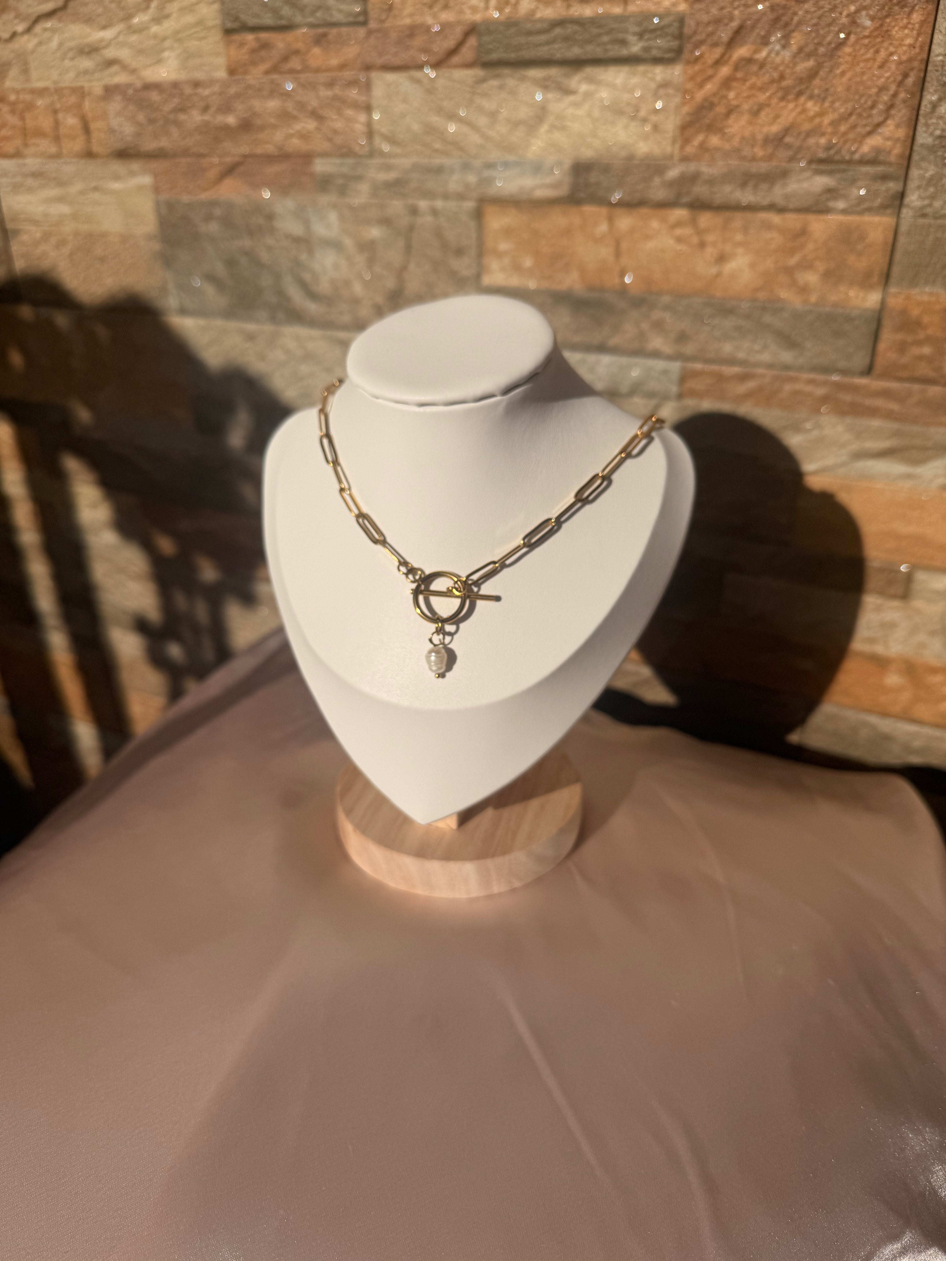 Elegant Minimalist Necklace