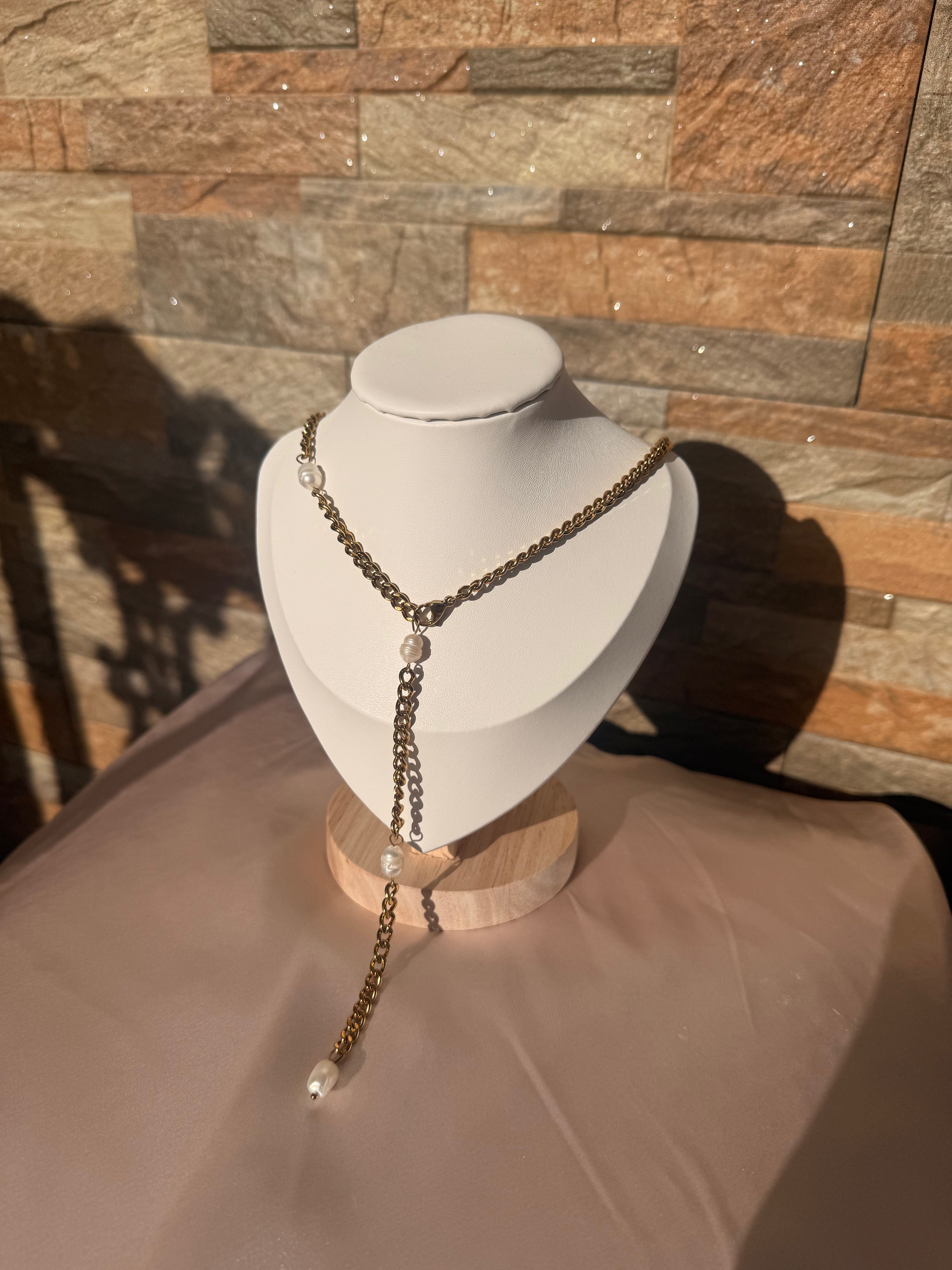 Bold Pearl Chain