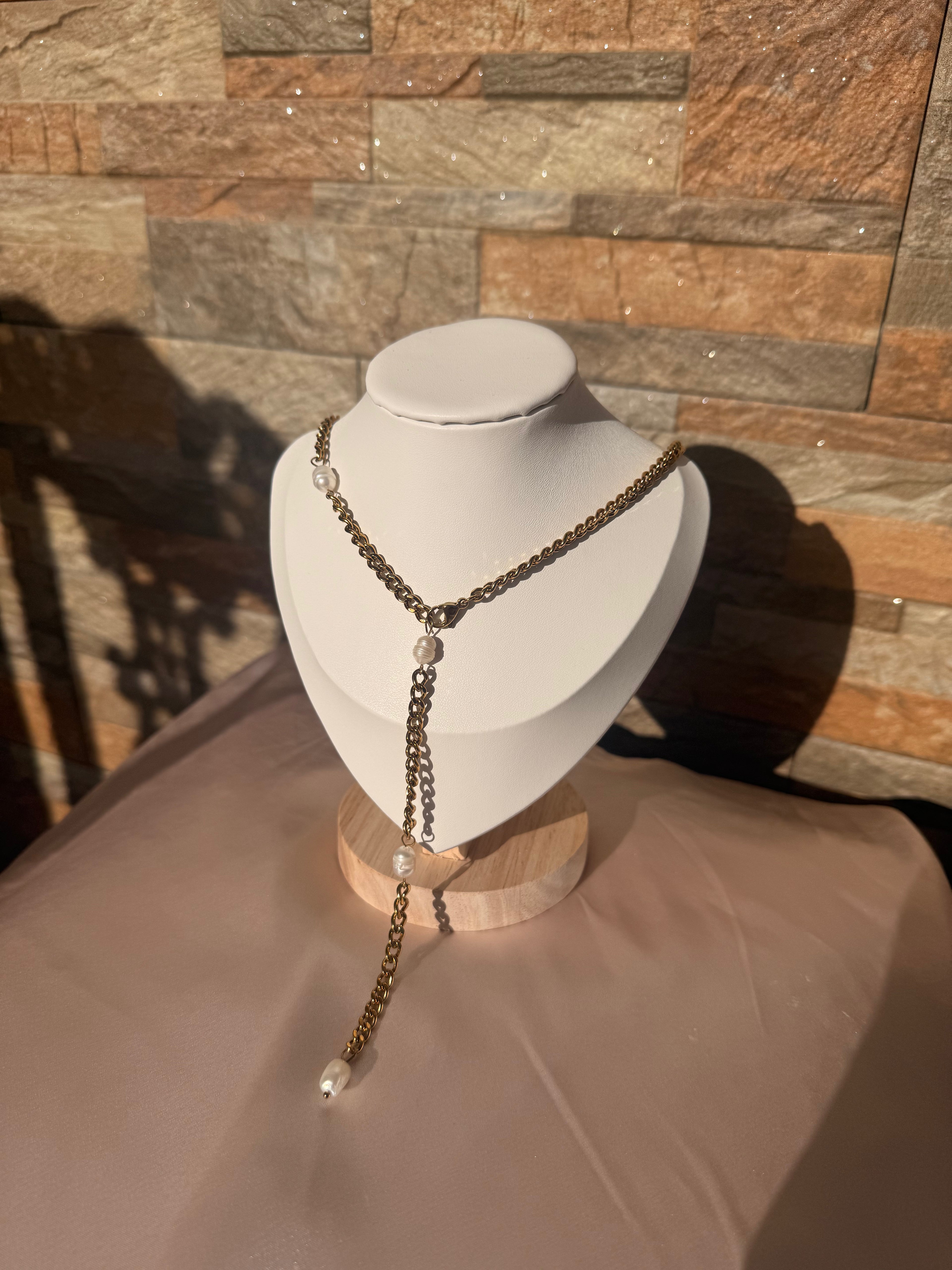 Bold Pearl Chain