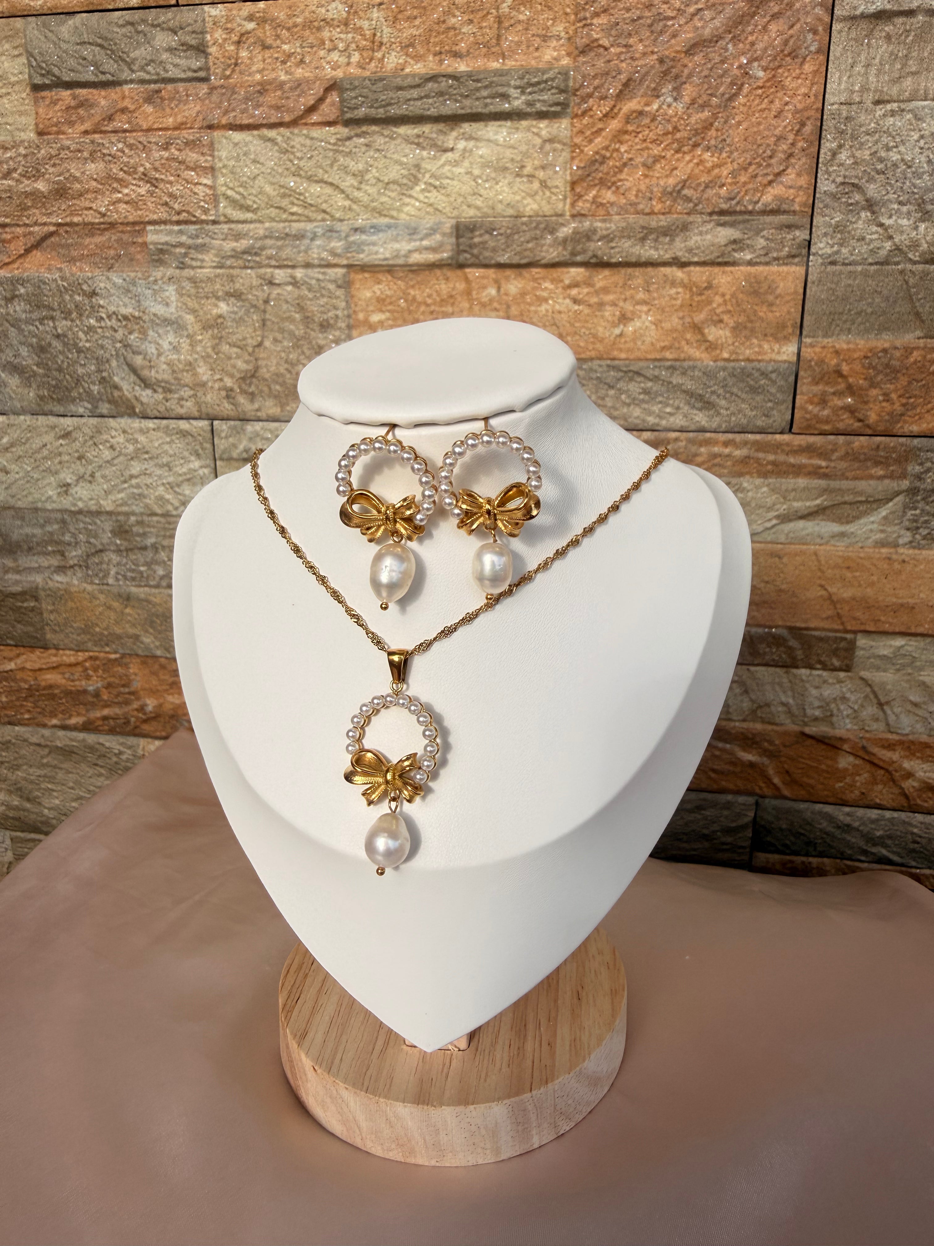 Coquette Bow Necklace